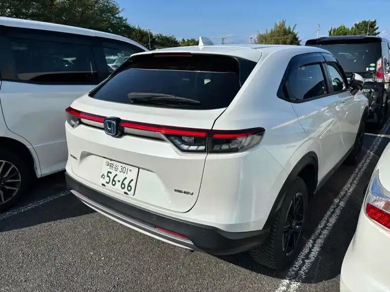 HONDA VEZEL HYBRID E:HEV X Image 2