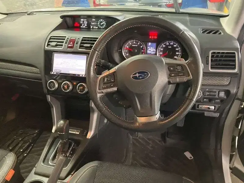 SUBARU FORESTER X-BREAK 4WD Image 8