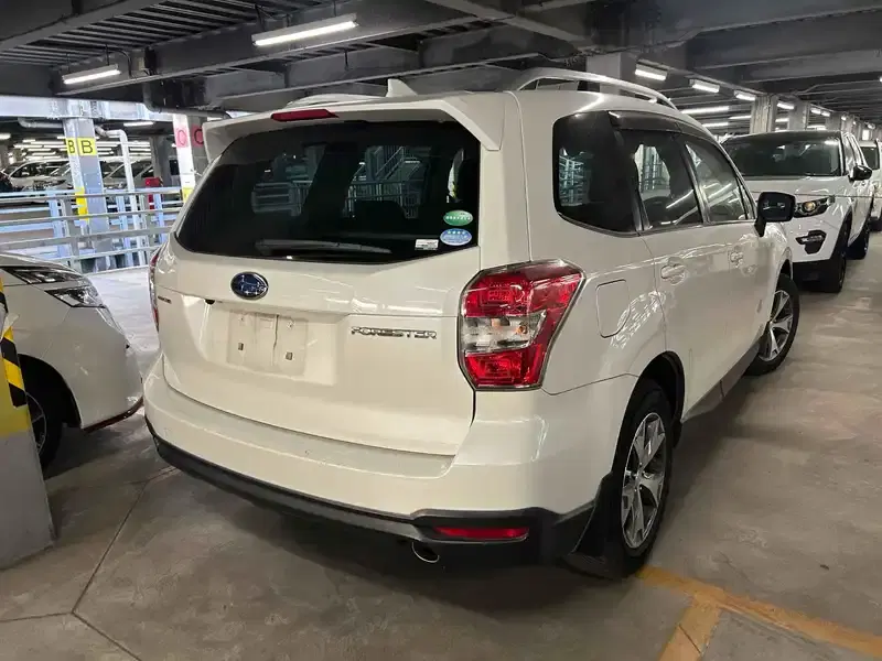SUBARU FORESTER X-BREAK 4WD Image 2