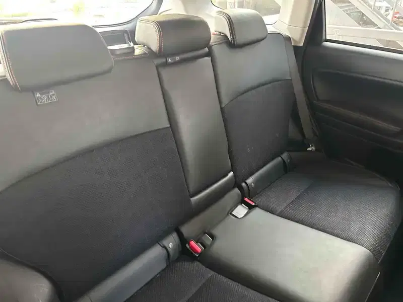 SUBARU FORESTER X-BREAK ADVANCED SAFETY P 4WD Image 21