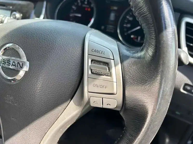 NISSAN XTRAIL 7 SEATER 20X EMERGENCY BRAKE Image 8