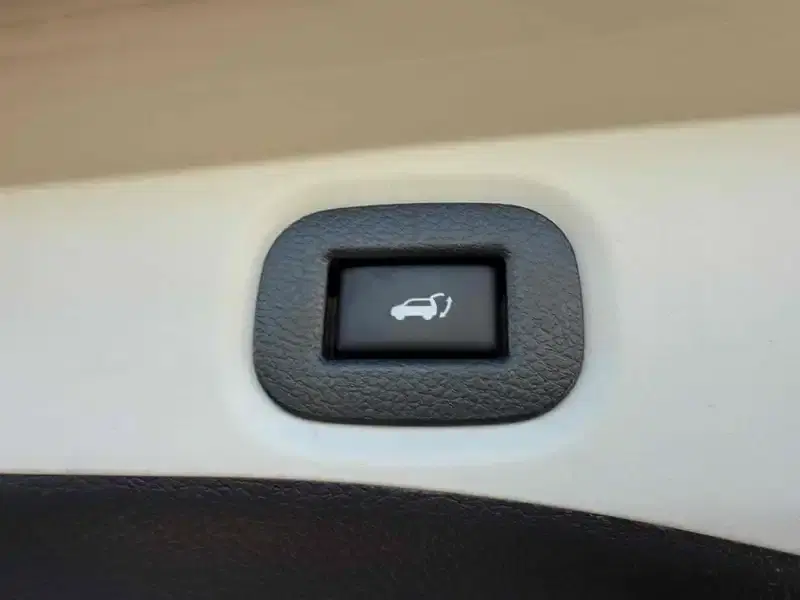NISSAN X-TRAIL 20XT Image 16