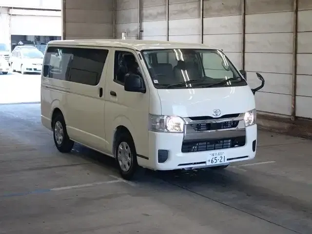 TOYOTA HIACE VAN LONG DX GL PACKAGE Image 3