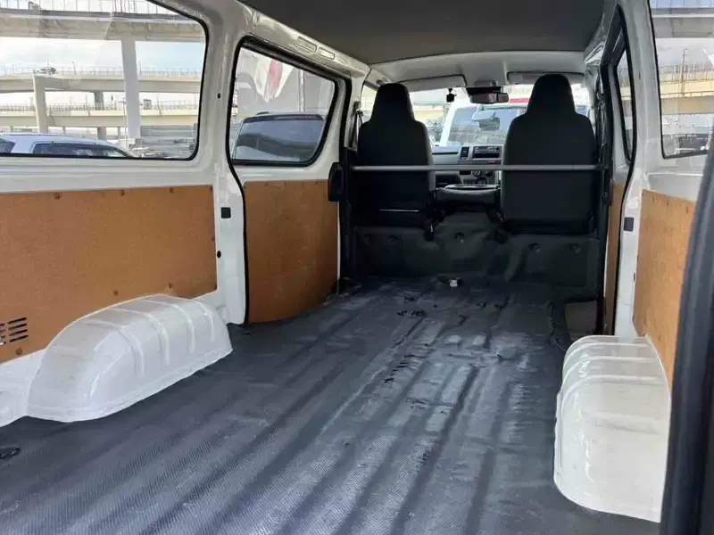 TOYOTA HIACE VAN LONGDX Image 12