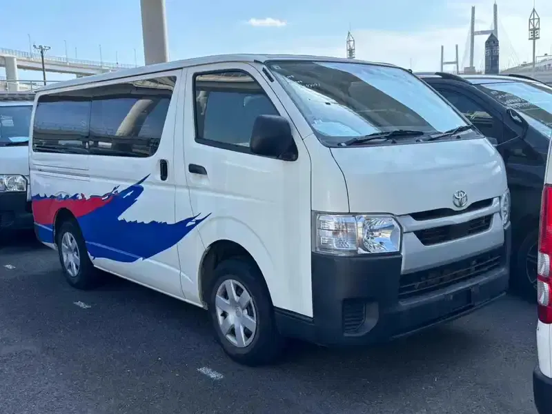 TOYOTA HIACE VAN LONGDX Image 1