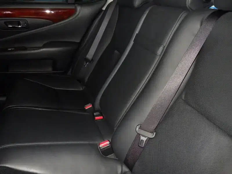 LEXUS LS LS600H I PACKAGE Image 6