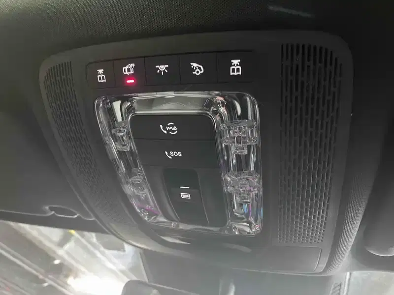 MERCEDES BENZ EQA EDITION 1 Image 20