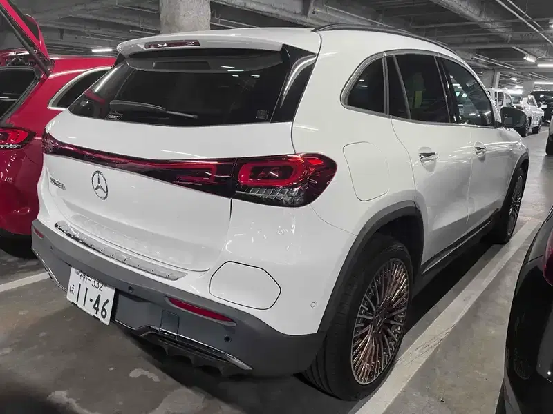 MERCEDES BENZ EQA EDITION 1 Image 10