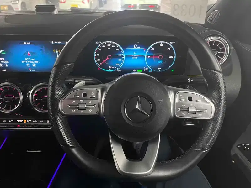 MERCEDES BENZ EQA EDITION 1 Image 14