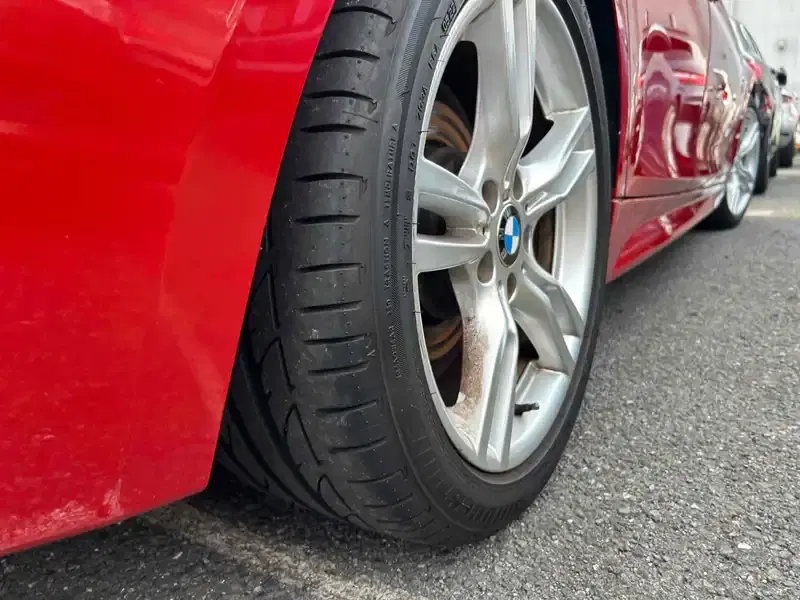 BMW 320I TOURING M-SPORT Image 14