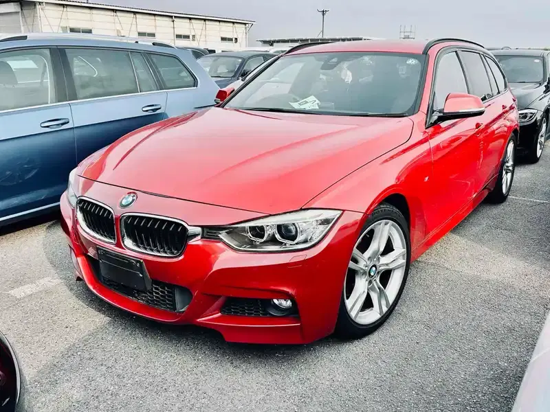 BMW 320I TOURING M-SPORT Image 3