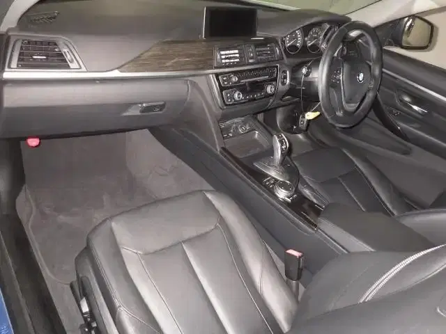 BMW 428I LUXUARY Image 3