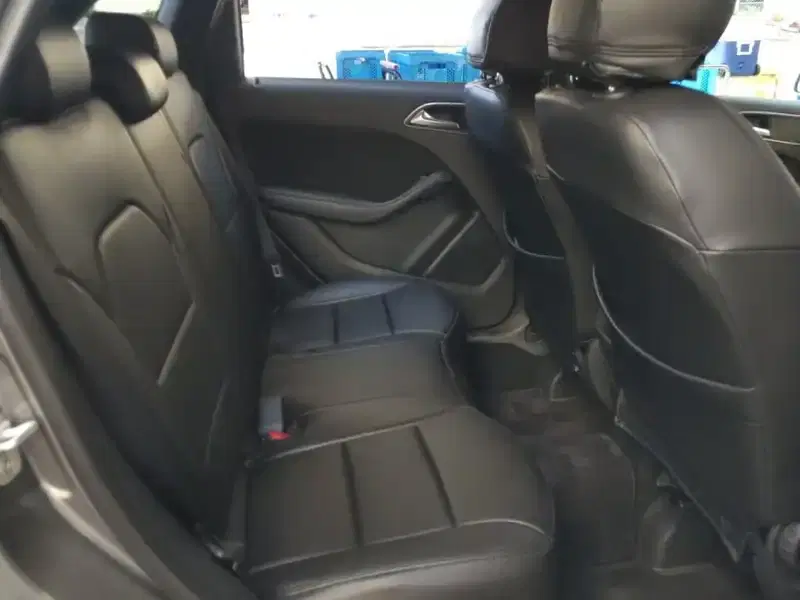 MERCEDES BENZ B-CLASS B180 RADAR SAFETY PKG Image 6