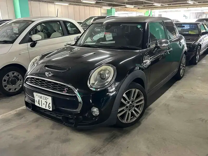 MINI 5D COOPER S SEVEN Image 1