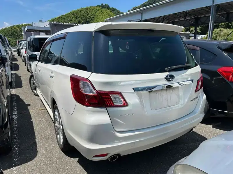 SUBARU EXIGA 4WD 2.5I EYESIGHT Image 2