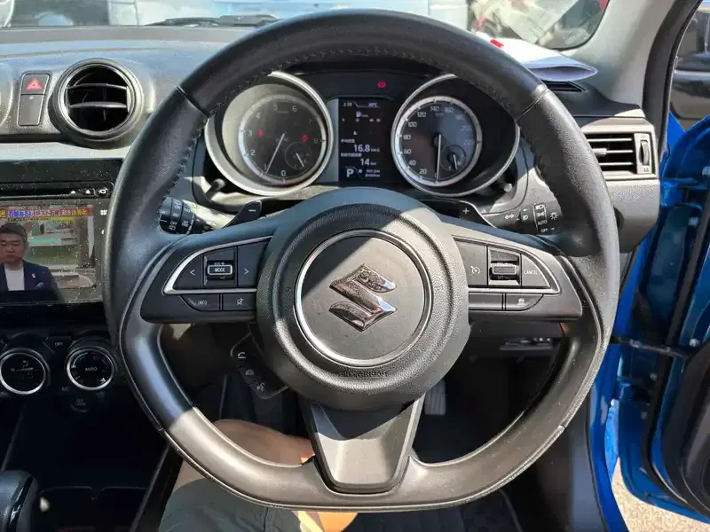 SUZUKI SWIFT HYBRID ML SAFETY PKG Image 22