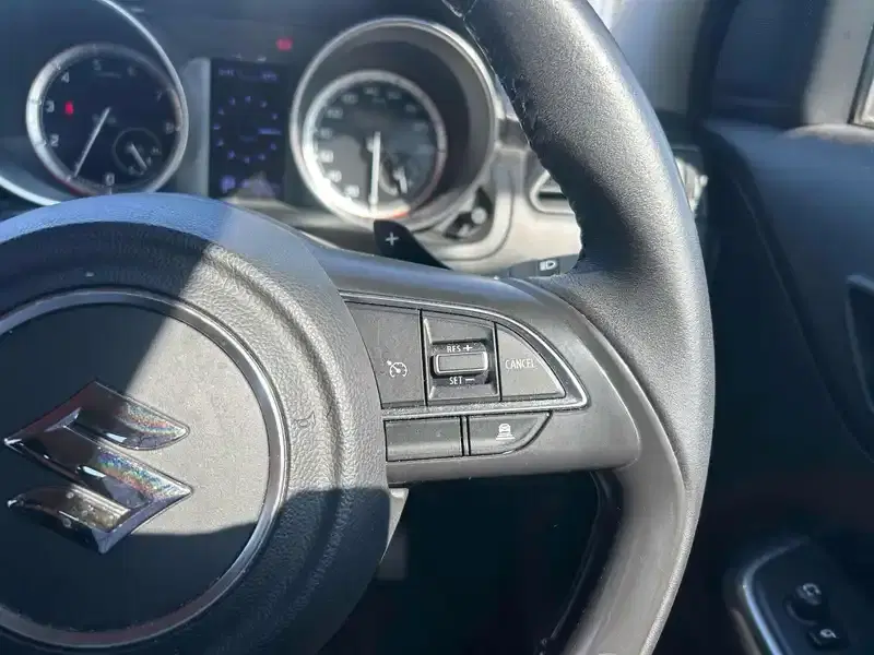 SUZUKI SWIFT HYBRID ML SAFETY PACKAGE Image 19
