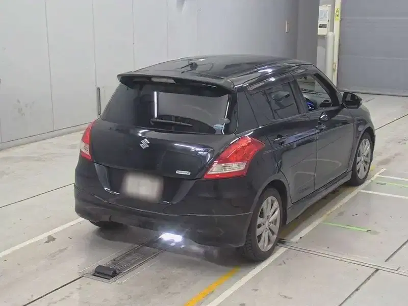 SUZUKI SWIFT RS-DJE Image 2