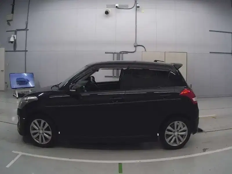SUZUKI SWIFT RS-DJE Image 5