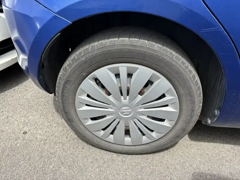 SUZUKI SWIFT XG Image 23