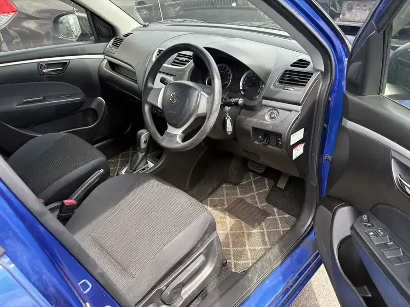 SUZUKI SWIFT XG Image 6