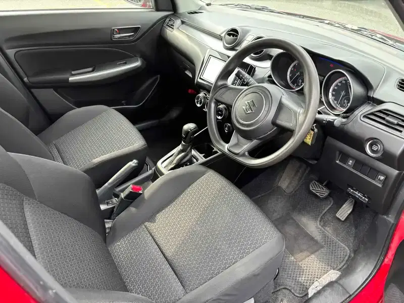 SUZUKI SWIFT 5D XG Image 9
