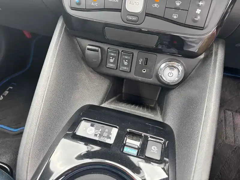 NISSAN LEAF G Image 8