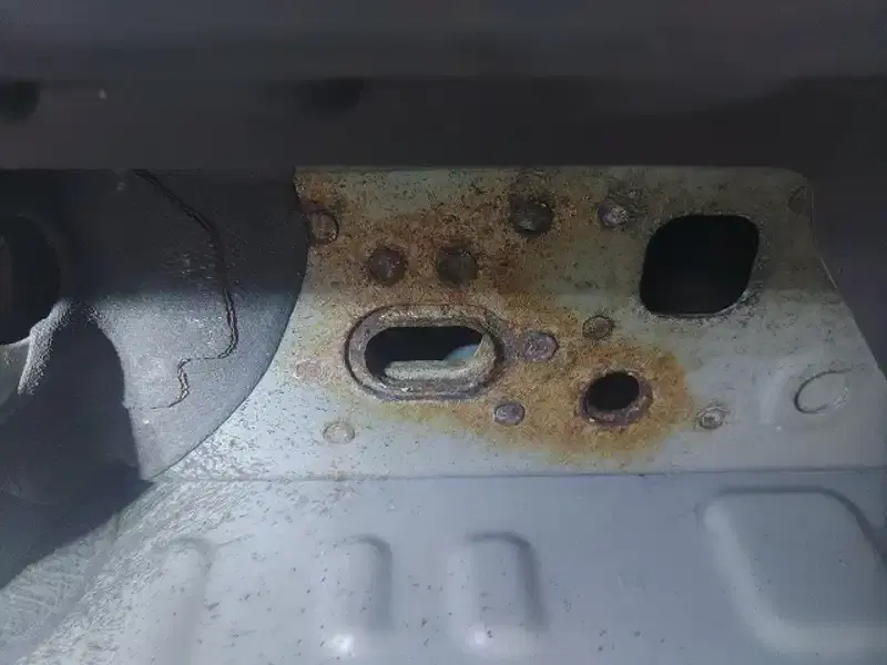 NISSAN LEAF X Image 22