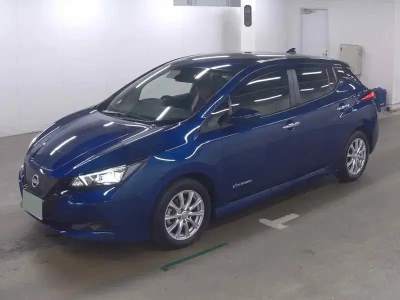 NISSAN LEAF  Image 4