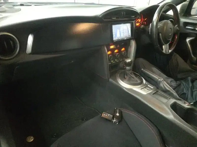 TOYOTA 86 GT Image 3