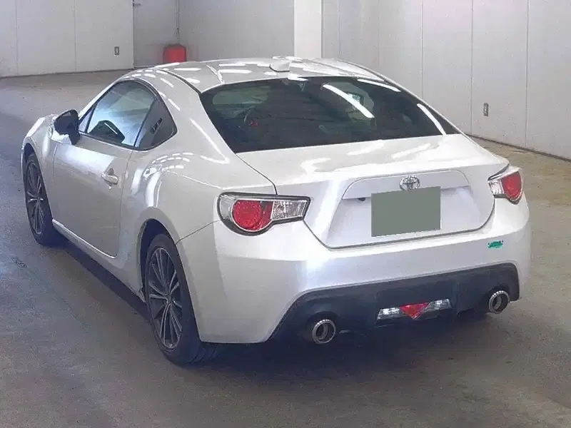 TOYOTA 86 GT Image 4