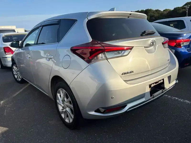 TOYOTA AURIS 180S Image 2