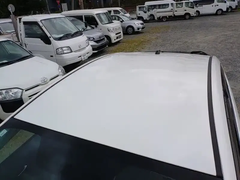 TOYOTA PRIUS S Image 7