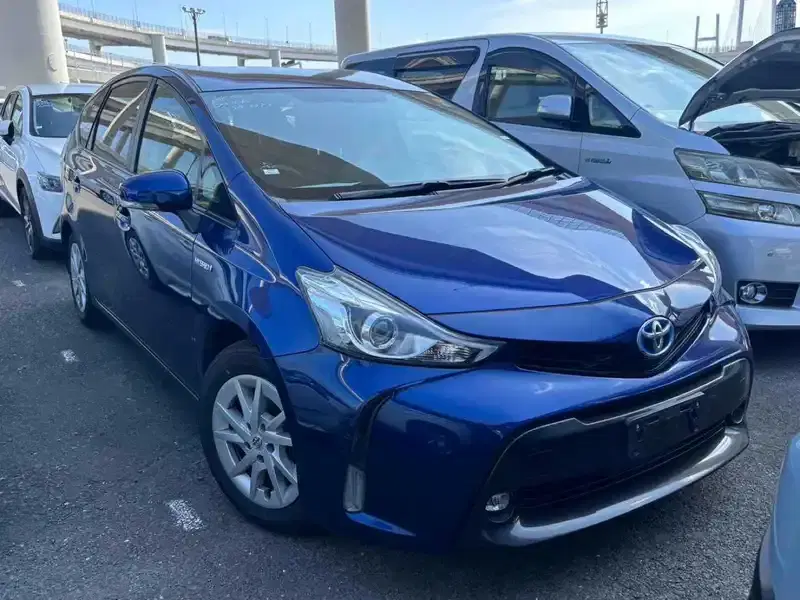 TOYOTA PRIUS G ALPHA Image 1