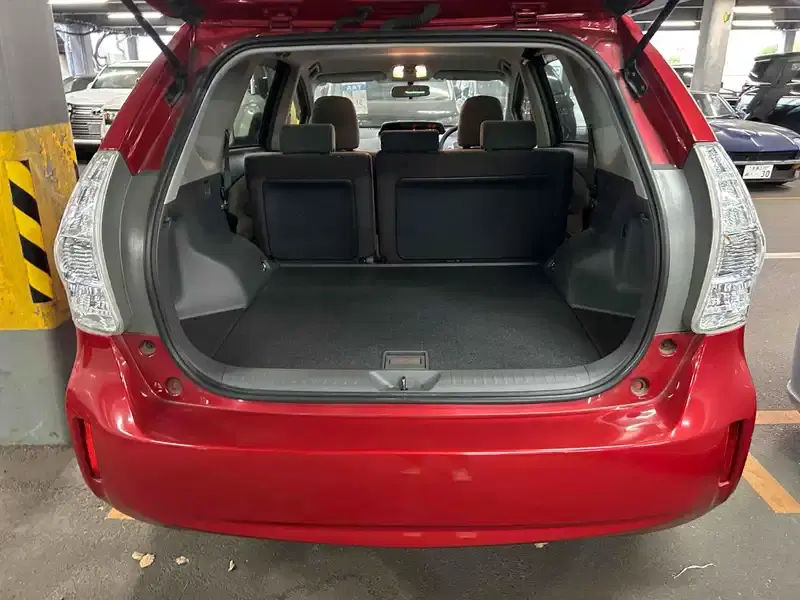 TOYOTA PRIUS ALPHA S 5ST Image 20