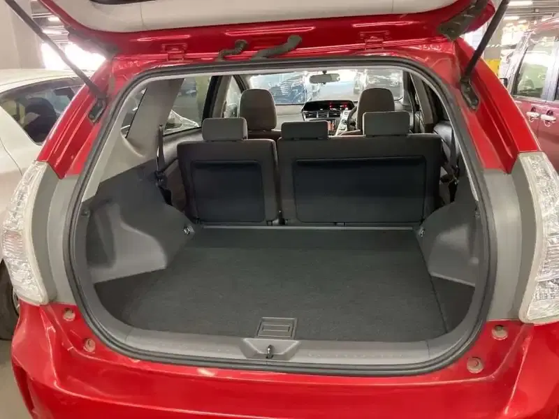 TOYOTA PRIUS ALPHA S 5ST Image 11