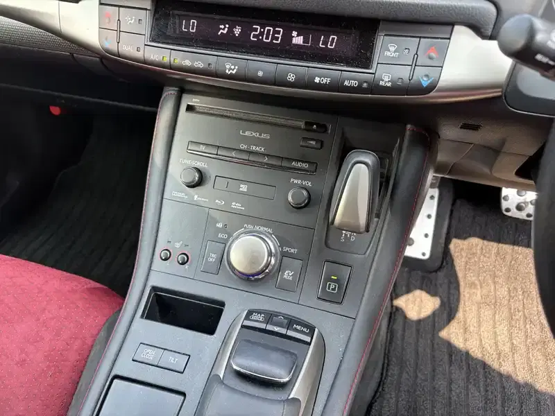 LEXUS CT CT200H F SPORTS Image 7