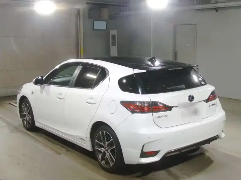 LEXUS CT CT200H F SPORTS Image 18