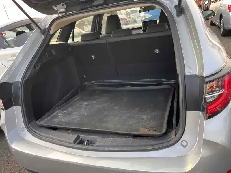TOYOTA COROLLA TOURING HYBRID G-X Image 20