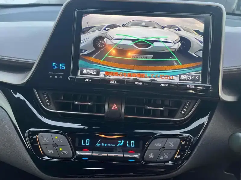 TOYOTA C-HR G Image 27