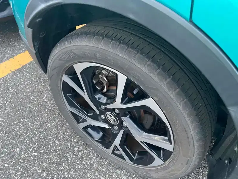 TOYOTA C-HR G Image 4