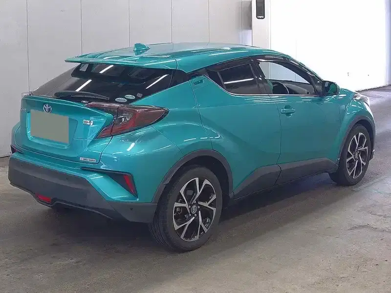 TOYOTA C-HR G Image 10