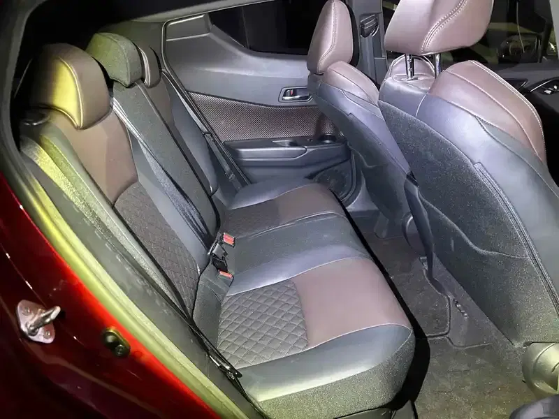 TOYOTA C-HR G Image 7