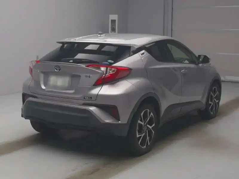 TOYOTA C-HR G Image 4