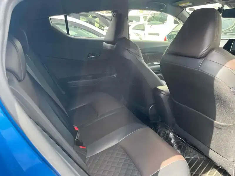 TOYOTA C-HR G Image 7