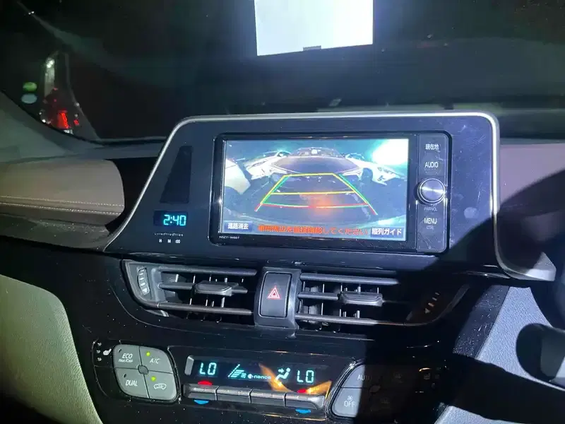TOYOTA C-HR G LED EDITION Image 6