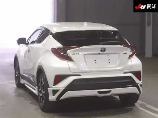 TOYOTA C-HR G MODE BRUNO Image 4