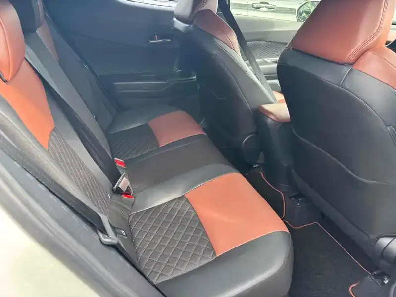 TOYOTA C-HR G MODE BRUNO Image 7